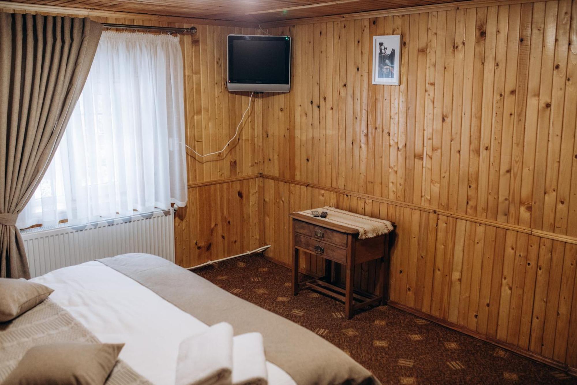 Villa Dolyna Mykolaya à Myhove Chambre photo
