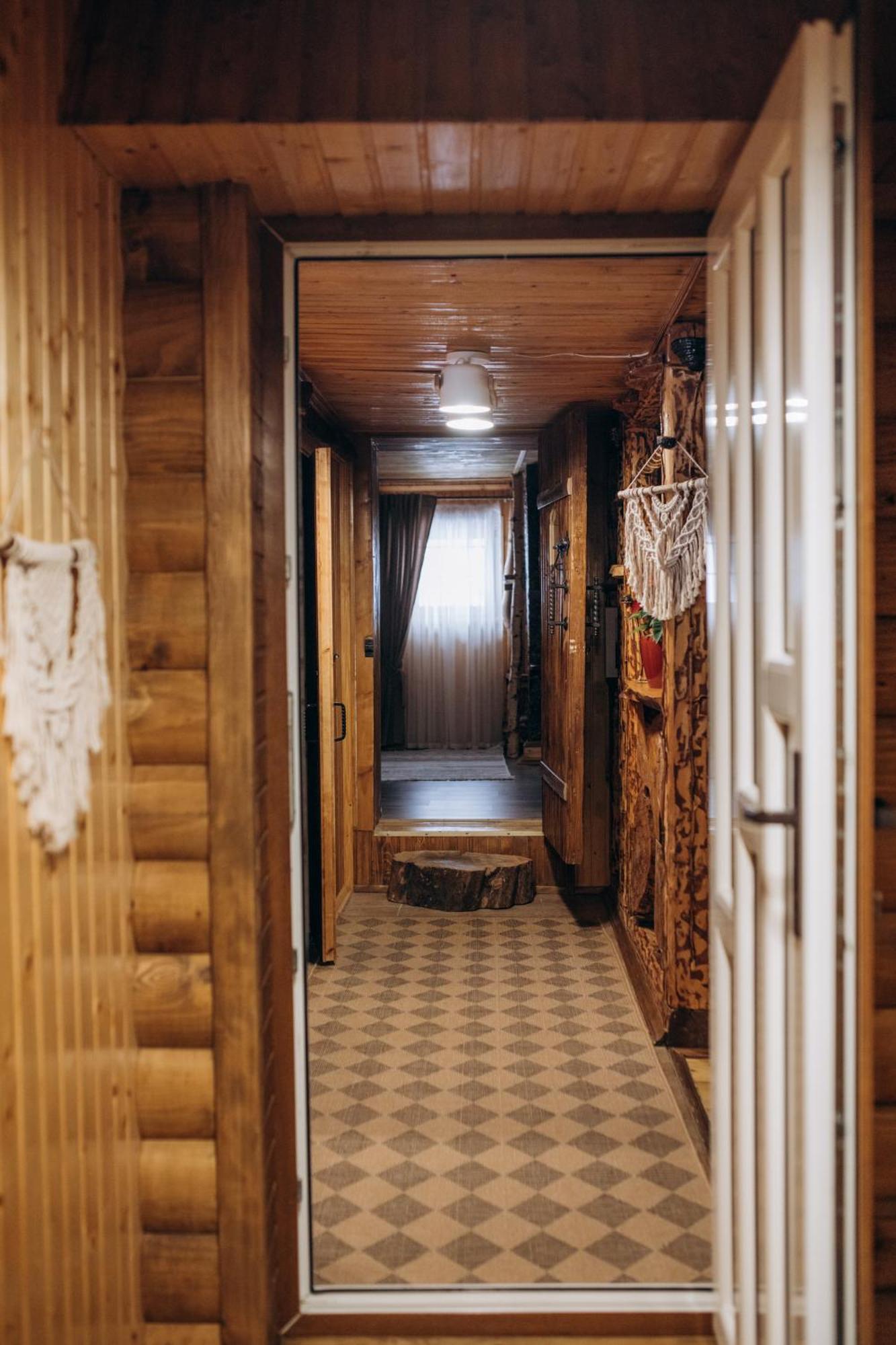 Villa Dolyna Mykolaya à Myhove Chambre photo