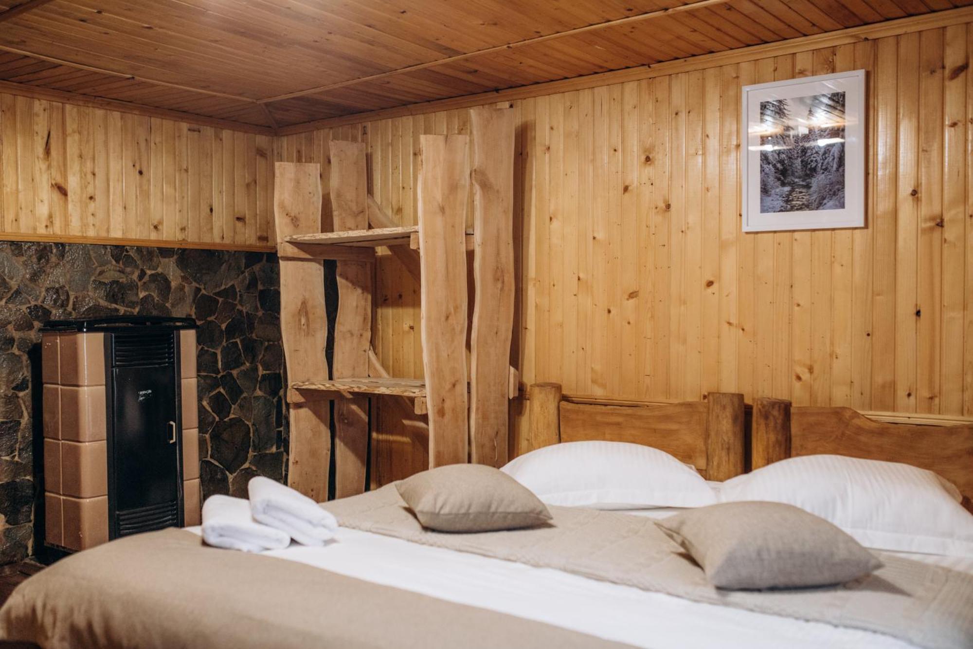 Villa Dolyna Mykolaya à Myhove Chambre photo